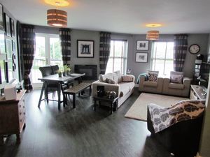 Open Plan Living - click for photo gallery